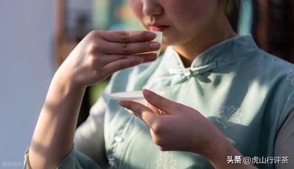 牛在线 喝茶的人，一定明白你是什么体质，适合喝哪类茶？